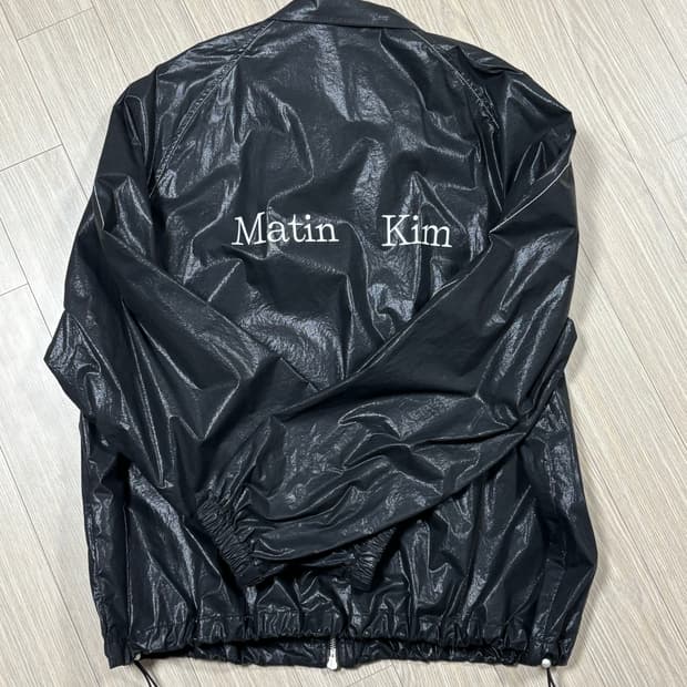 마뗑킴 코팅 점퍼 블랙