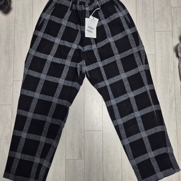 sage de cret 선피쉬 팬츠 블랙체크 M 사이즈