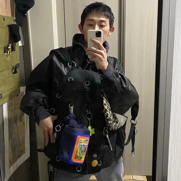 정품 라프시몬스 이스트팩 패디드 루프링 백팩