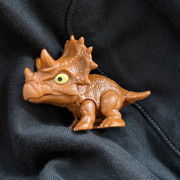 쥬라기월드 트리케라톱스 공룡 피규어 인테리어 소품 디오라마