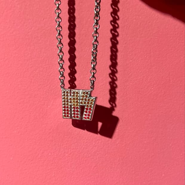 hysteric glanour necklace 히스테릭 로고 큐빅 목걸이