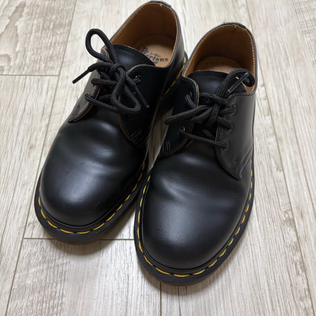 닥터마틴 1461 3홀 스무스 230