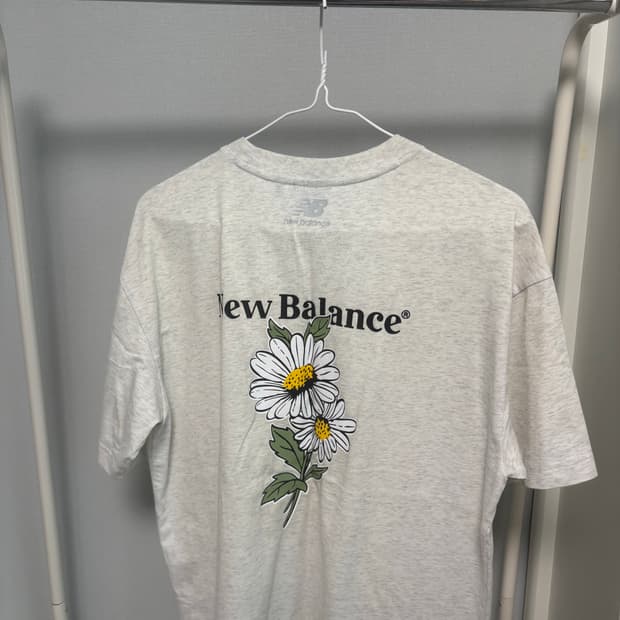 뉴발란스 반팔 오트밀 M