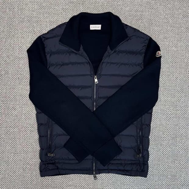 몽클레어 니트패딩