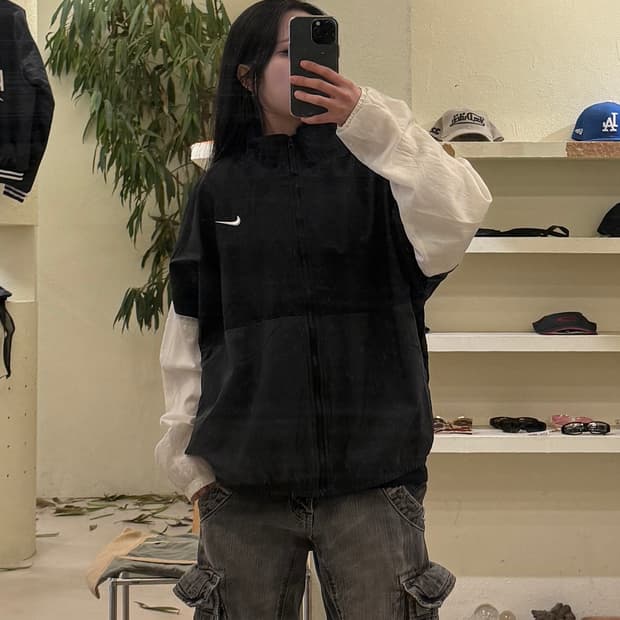 나이키 블랙 윈드브레이커 자켓 U443