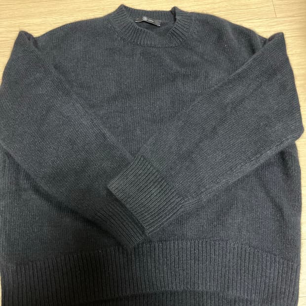 블러썸에이치컴퍼니 블랙 니트