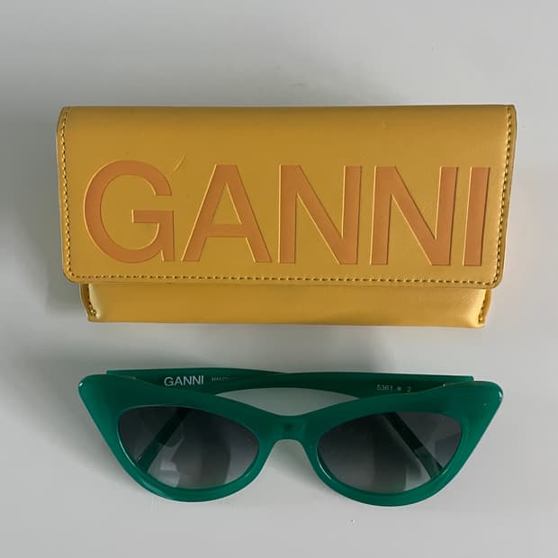 GANNI cat-eye 선글라스