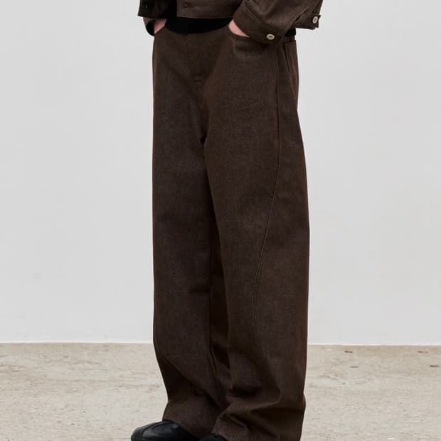 논페이드 커브드 데님 팬츠 브라운