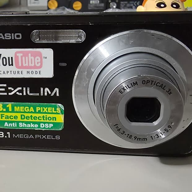 카시오 익슬림 Ex -Z8(하자) 빈티지 디지털카메라