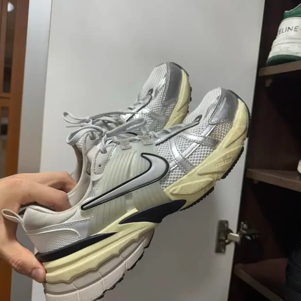 나이키 v2k 280사이즈