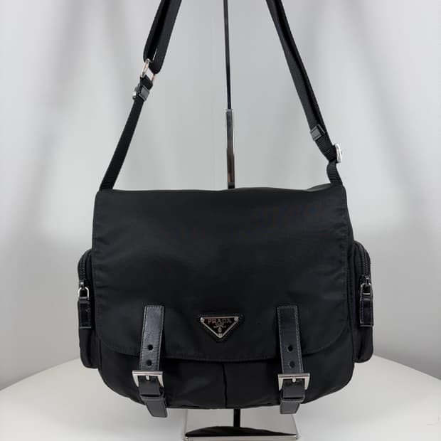 프라다 나일론 사이드포켓 메신저백