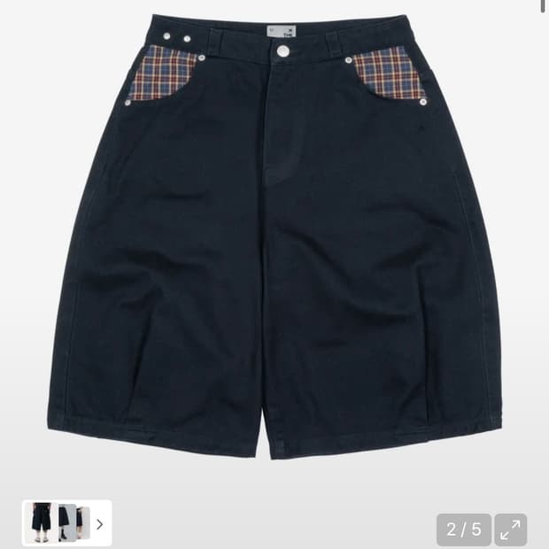 더콜디스트모먼트 체크 포켓 반바지 네이비