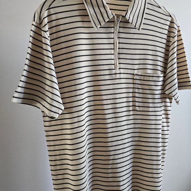 HARDY AMIES BOUTIQUE 스트라이프 집업 카라 티셔츠