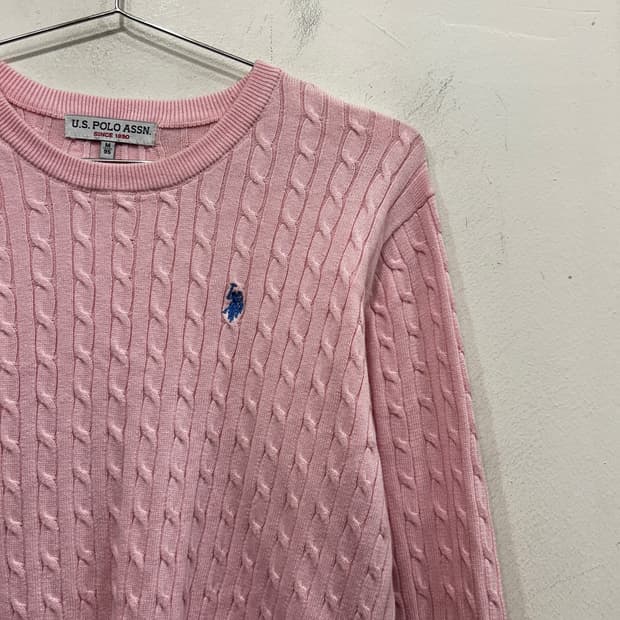 US POLO ASSN 스몰로고 라이트 꽈배기 니트