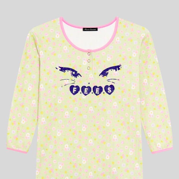 샵페어리 키티 버튼 플라워 탑 kitty button flower top
