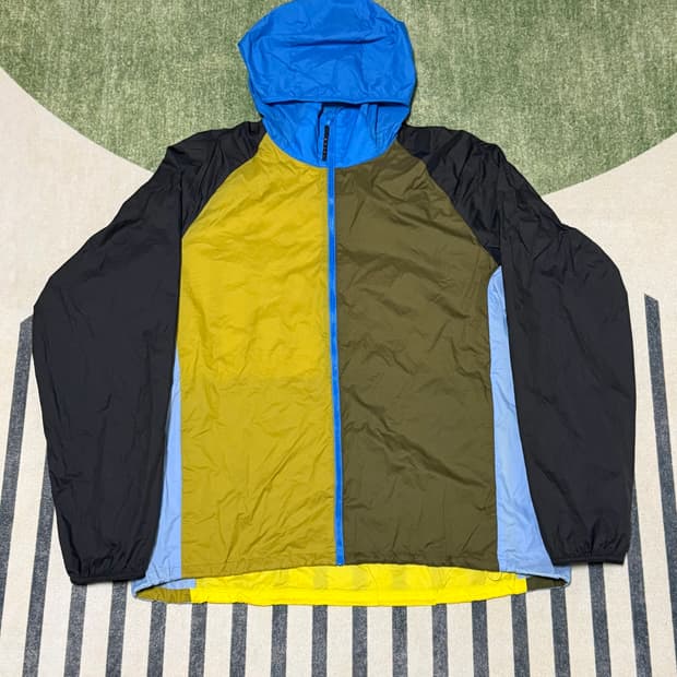 유니클로 마르니 바람막이 UNIQLO and MARNI