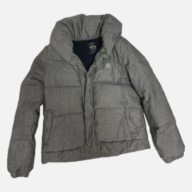 스투시 로고 패딩 (진심카와이에요)