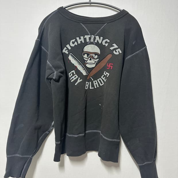 버즈릭슨 FIGHTING 75 스컬 프린팅 빈티지 스웻셔츠 맨투맨