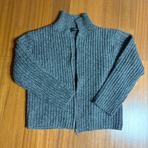 파탈앤트 니트집업