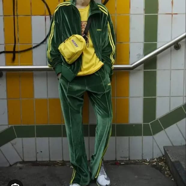 NERDY 널디 벨벳 그린 셋업 L _ 남성