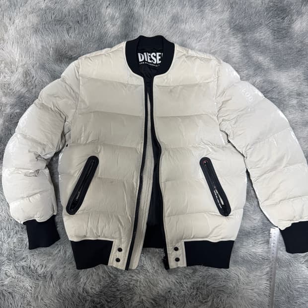 디젤  패딩자켓 90 S사이즈