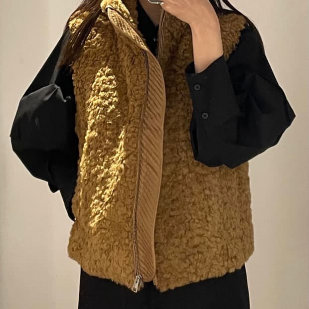 COS 코스 테디 집업 조끼