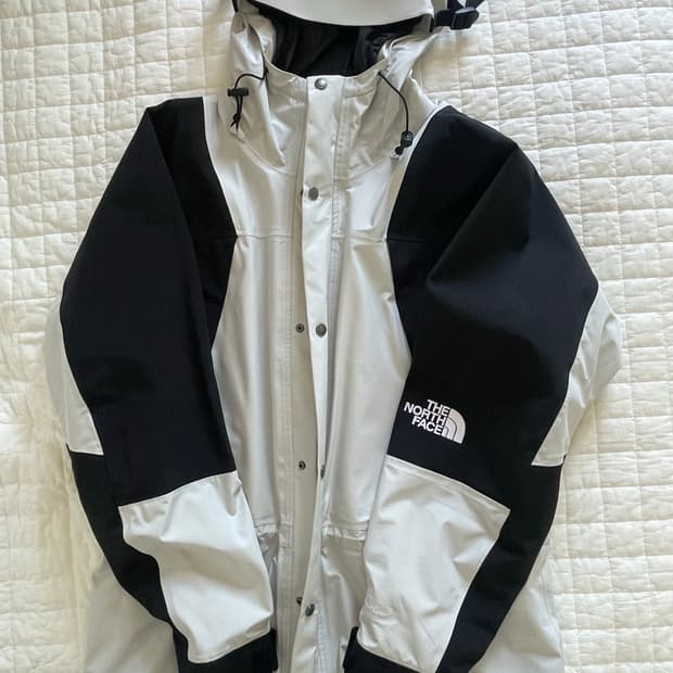 노스페이스 퓨처라이트