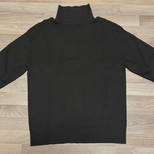 유스 youth 터틀넥 티셔츠