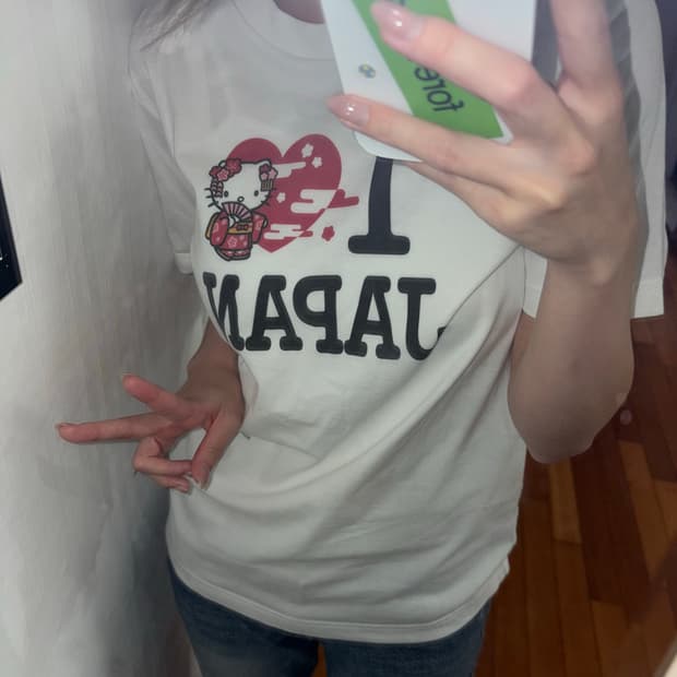 일본 유니클로 유티 헬로키티 아이러브재팬 반팔