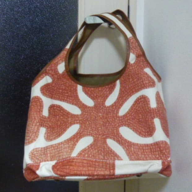 Kapital 캐피탈 하와이안 퀼트 백