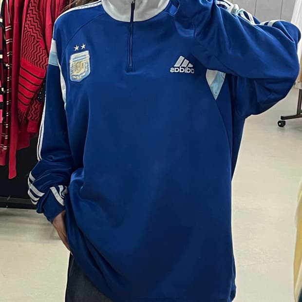 아디다스 아르헨티나 축구 드라이핏 롱슬리브