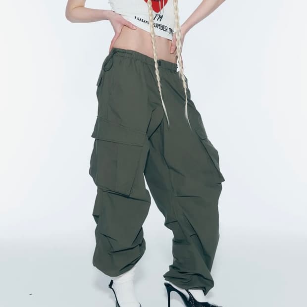 에즈이프캘리 PARACHUTE CARGO PANTS 카고팬츠 딥카키