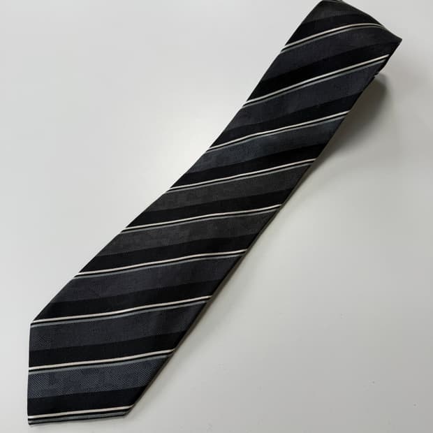 히로코 코시노(Hiroko Koshino) 실크 넥타이 8.5cm