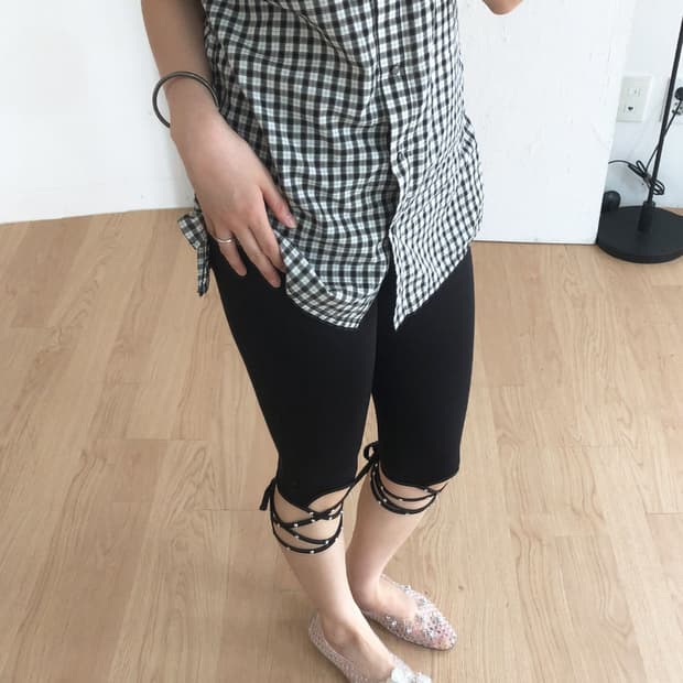 vintage pearl ribbon capri leggings