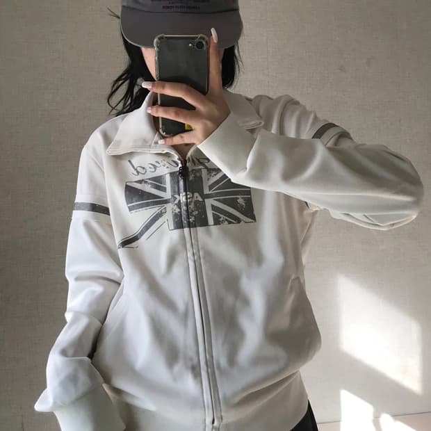 에스크 잉글랜드 화이트 실버 집업