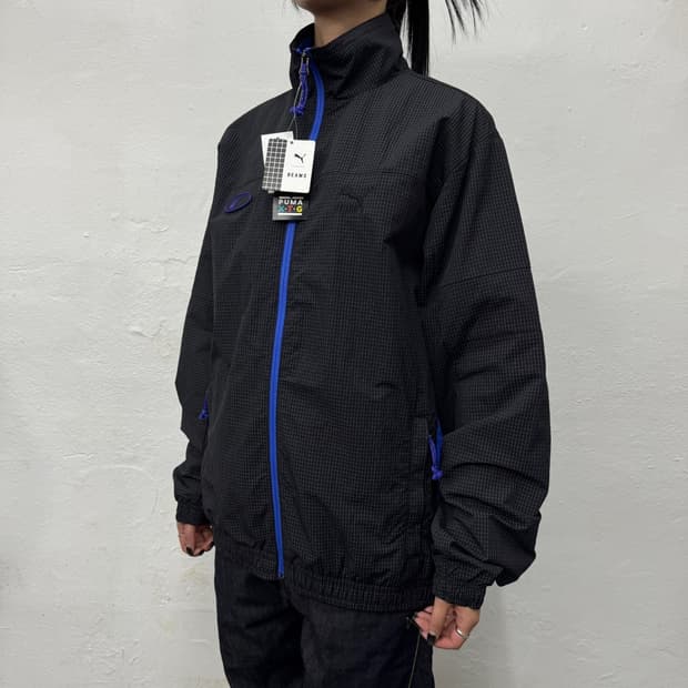 빔즈 x 퓨마 19fw 블랙 블루컬러 립스톱 하이넥 윈드브레이커