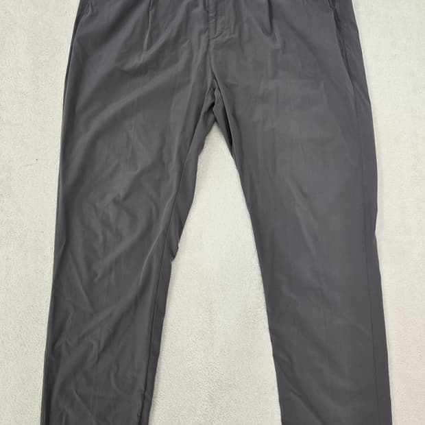 노스페이스 남자 봄여름바지.  
싸이즈 38