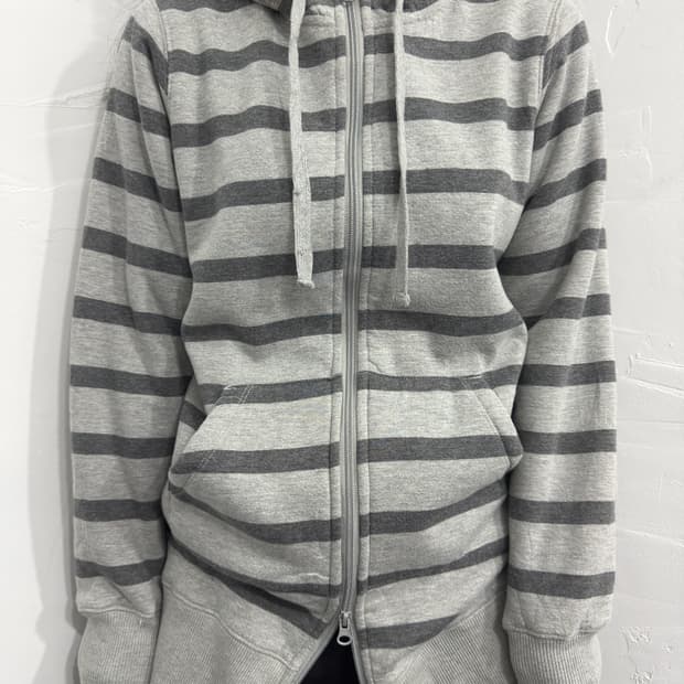 gu stripe hood twoway zipup