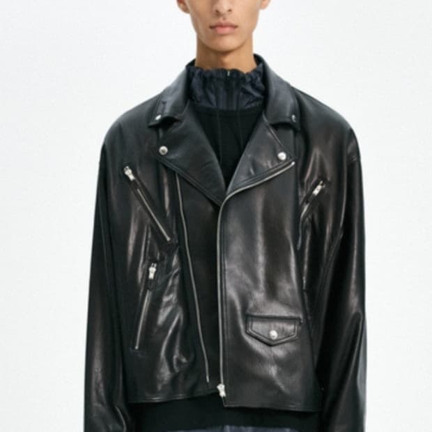 데상트 양가죽 자켓