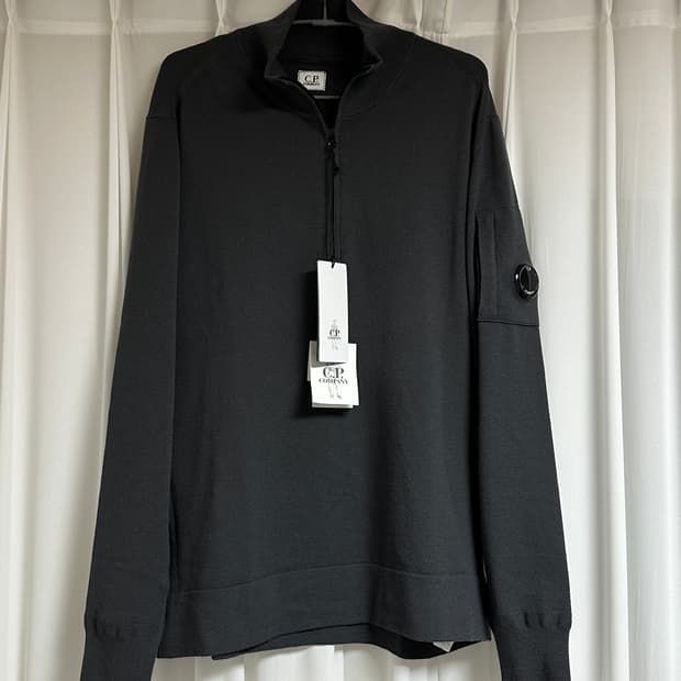 [새상품] CP컴퍼니 메리노울 니트 집업 다크그레이 XL(105)