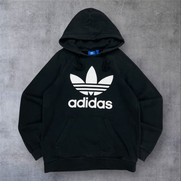 아디다스 블랙 컬러 불꽃 빅로고 후드티