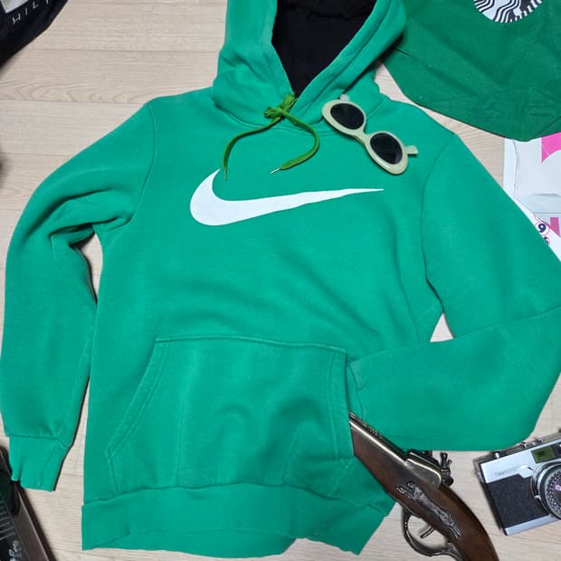 NIKE 스우시 후드 그린 