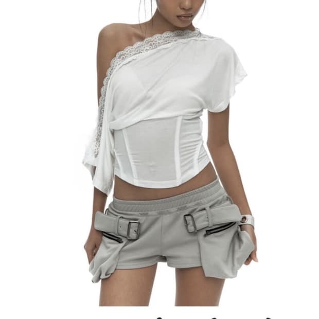 카시코 Belted Pocket Shorts gray