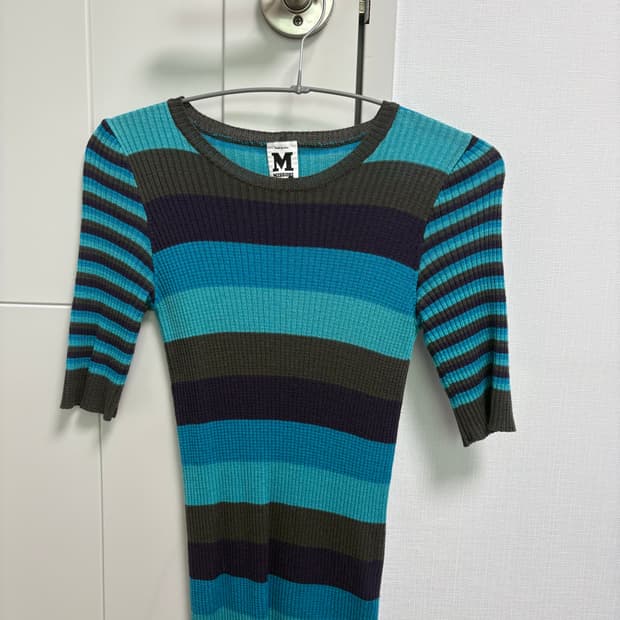 Missoni 블루 스트라이프 니트 탑