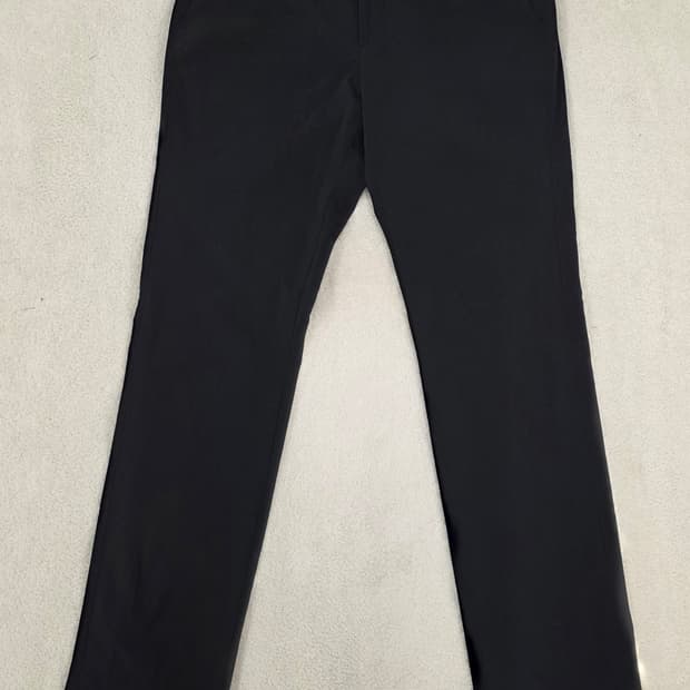 타이틀리스트 남자 골프웨어 바지.  
싸이즈 30~31