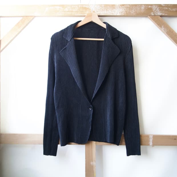 Pleats basic jacket