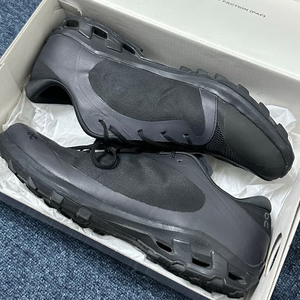 (285) 파프 온 젤 벤처 블랙 포스트아카이브팩션 온러닝 벤쳐