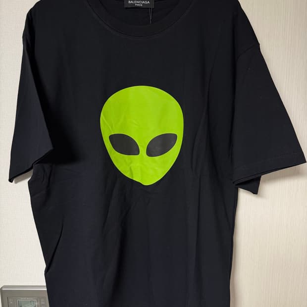 [새상품] Balenciaga Alien Graphic T-Shirt