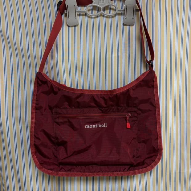 몽벨 크로스백 M사이즈