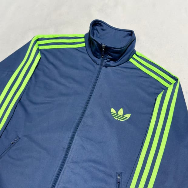 S 아디다스 형광라인 챠콜 트랙탑